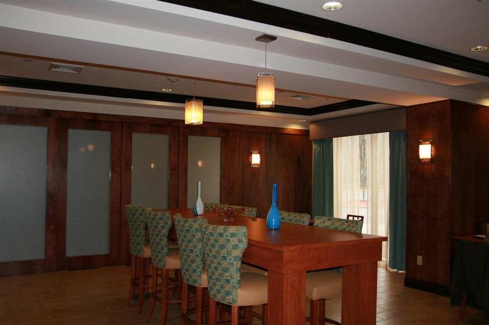 Hotel Hampton By Hilton Brattleboro Einrichtungen foto